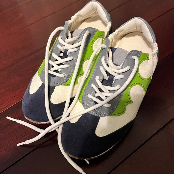 Tory Burch sneakers - Picture 1 of 5